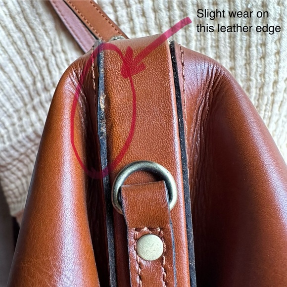 RARE Patricia Nash leather satchel w/exquisite wooden beadwork & unique latch. - Picture 6 of 9